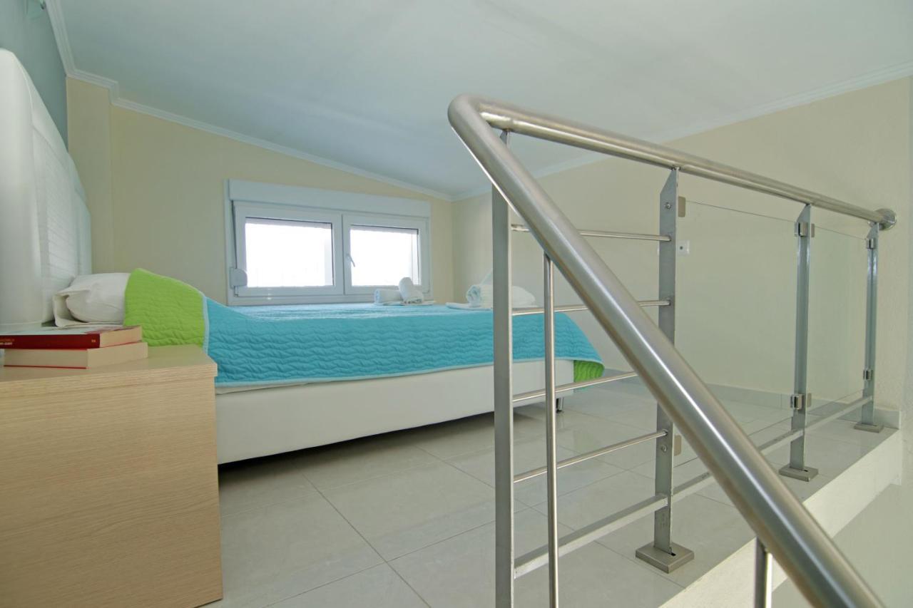 Mavridis Rooms 2 Nikiti  Eksteriør billede